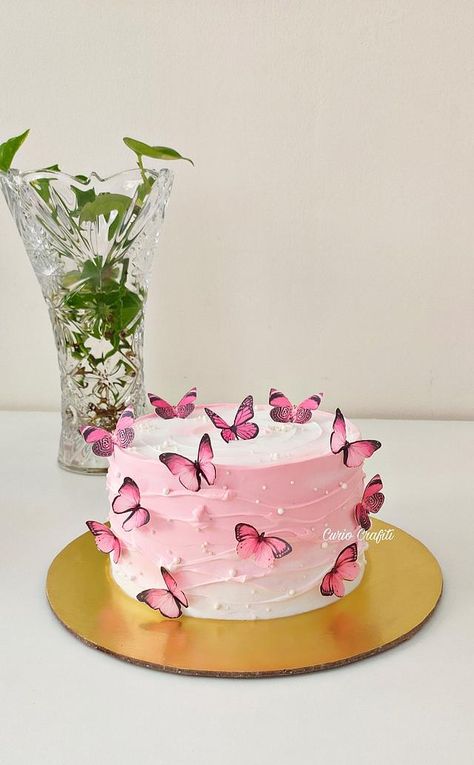 New Trend Cake Design, Cake Butterfly, Wave Cake, Cake Designs For Girl, Cake Designs For Kids, Edible Butterfly, Whipped Cream Cakes, Butterfly Birthday Cakes