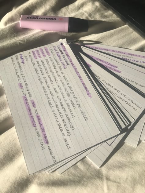 Cue Cards Aesthetic, Psychology Notes A Level, Psychology Flashcards, Ap Psychology Notes, Academic Moodboard, Aesthetic Flashcards, School Note Ideas, School Year Motivation, Study Goals Motivation