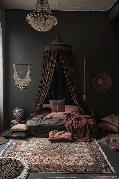 26 Boho Dark Moody Bedroom Inspirations - Quiet Minimal Boho Dark Bedroom, 70s Farmhouse, Moody Boho Bedroom, Big Dreamcatcher, Dark Moody Bedroom, Romantic Bedroom Design, Opulent Bedroom, Moody Bedroom Ideas, Victorian Room