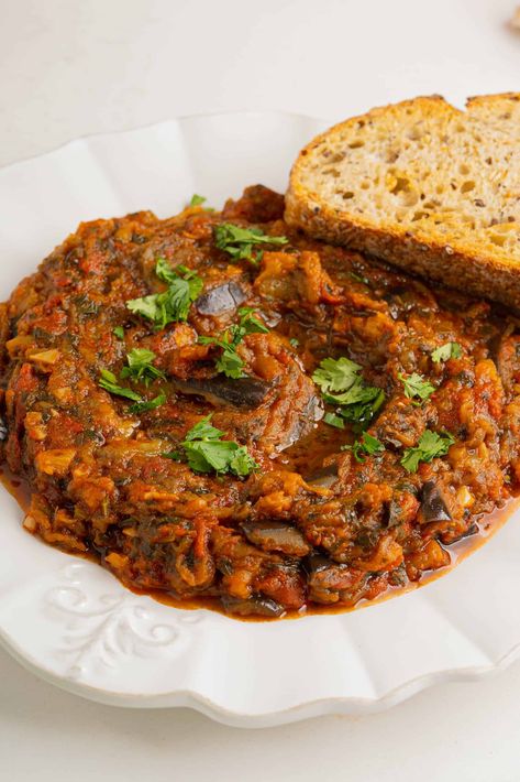 Moroccan Eggplant, Moroccan Carrot Salad, Moroccan Vegetables, Moroccan Carrots, Moroccan Salad, Moroccan Couscous, Moroccan Recipes, Moroccan Dishes, Eggplant Dip