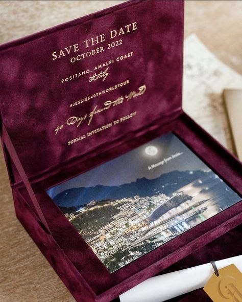 Luxury Save the Date Velvet Boxes Monica Ivena, Luxury Wedding Invitations Box, Luxury Invitation Design, High End Wedding, Timeless Wedding Invitations, Luxury Invitation, Event Branding, Luxury Wedding Invitations, Create Invitations