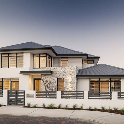 Beachy Modern House Exterior, Two Storey Exterior Design, White Exterior Modern House, Modern Contemporary Home Exterior Design, Contemporary Coastal Exterior, Houses From Outside, Modern Family House Exterior, Beachfront House Exterior, Modern Two Storey House Design