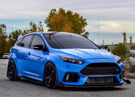 Ford Focus Car, Ford Focus Hatchback, Ford Focus 3, Ford Motorsport, Ford Rs, Eco Friendly Cars, Hatchback Cars, Ford Focus Rs, Focus Rs