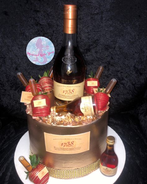 Remy Martin Cake, Remy Martin, Bake Shop, Cake Ideas, Rosé Wine Bottle, Cake Recipes, Barware, Wine Bottle, Baking