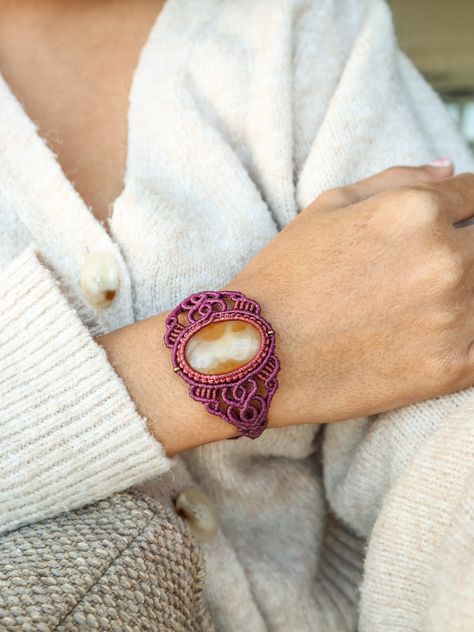 Geode Agate Macrame Bracelet, Micro Macrame, Dainty Bracelet, Handmade Jewelry, Simple Beaded Bracelet, Birthstone Jewelry, Men Gift Ideas - Etsy UK Macrame Jewelry Patterns, Unique Macrame Jewelry For Healing, Macrame Stone Bracelet, Bohemian Agate Macrame Jewelry, Red Adjustable Macrame Bracelets, Spiritual Agate Macrame Jewelry, Simple Beaded Bracelets, Macrame Bracelet Tutorial, Macrame Bracelet Patterns