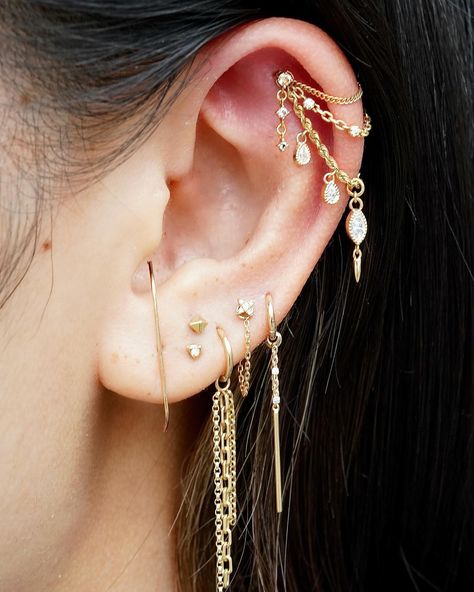 Cris Blackwater | Fine Jewelry (@crisblackwater) • Instagram photos and videos Piercings With Chains, Chained Industrial Piercing, Cool Industrial Piercing Jewelry, Industrial And Helix Piercing, Ear Piercing Ideas With Industrial, Chain Industrial Piercing, Industrial Piercing Chain, Ear Piercing Placement, Industrial Ear Piercing