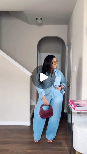 Nik • Houston Content Creator on Instagram: "Denim on denim is the perfect outfit for fall. 

Denim on denim for fall 

Comment SHOP below to receive a DM with the link to shop this post on my LTK ⬇ https://liketk.it/4Udnr #ltkstyletip #ltkmidsize #ltkvideo

Denim top and barrel jeans - @targetstyle 
Heels - @zara
Sunnies - @freepeople 
Bag - @hm 

#ootd #ootdfashion #ootdinspiration #outfitideas #outfits #fallfashion #falloutfits #denim #denimondenim #targetstyle #htxblogger #htxinfluencer #houstonblackbloggers" Barrel Jeans Outfit Winter, Barrel Jeans Outfit, Outfit For Fall, Barrel Jeans, Jeans Outfit Winter, Black Bloggers, Denim On Denim, Fall Denim, Target Style