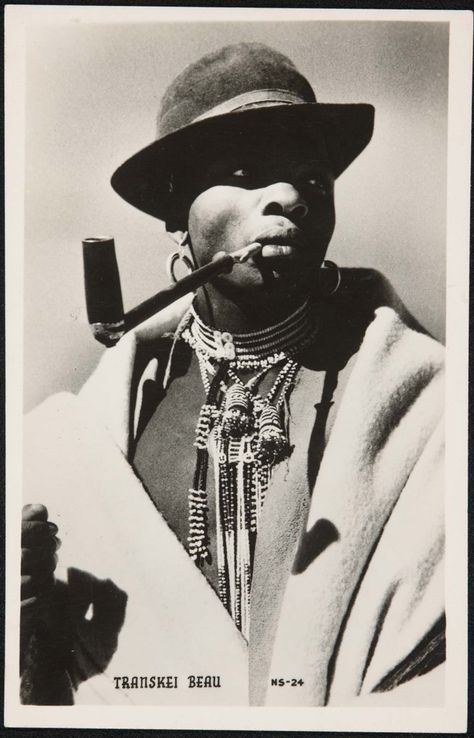 Transkei l Postcard l 14 x 8.9 cm. Xhosa Beadwork, Hoodoo Tarot, Xhosa Bride, Bnw Portrait, African Ancestry, Vintage Black Glamour, African People, African Inspired Fashion, African Diaspora