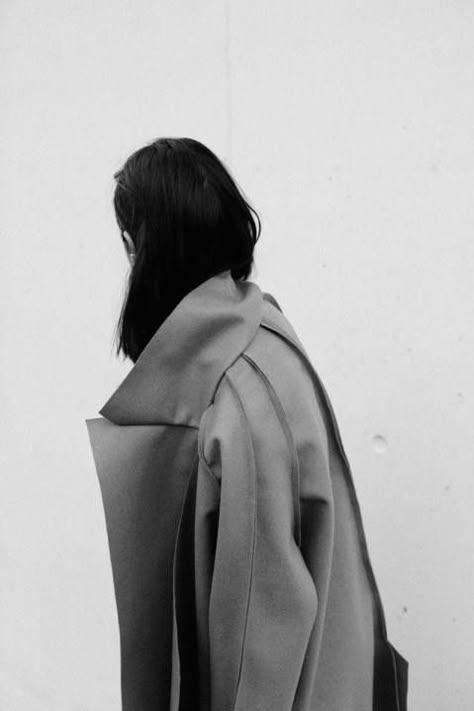 Chic Minimalista, Minimal Classic, Insta Feed, Minimal Chic, Back View, Inspiration Mode, Contemporary Fashion, Minimal Fashion, Fashion Details