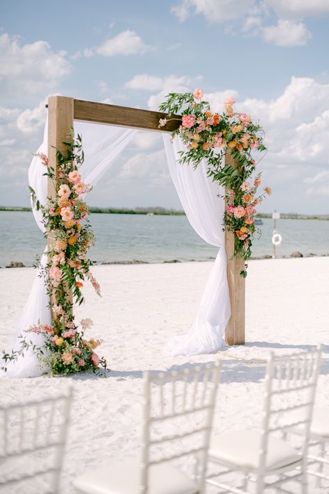 Simple Beach Wedding Table Decor, Beach Wedding Activities, Tropical Beach Wedding Color Palette, Bride Dress Beach Wedding, Beach Wedding Alter, Beach Ceremony Arch, Beach Wedding Reception Decorations, Beach Wedding Altar, Arch Beach Wedding