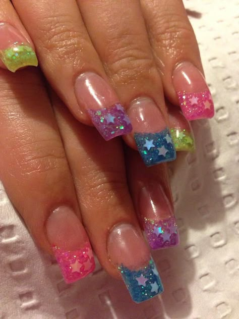 2010 Nails Trends, Really Cute Nails Short, Simple 2000s Nails, Scenecore Nails, 2010 Nails, Early 2000s Nail Designs, 2000s Inspired Nails, 2000s Nail Designs, Early 2000s Nails