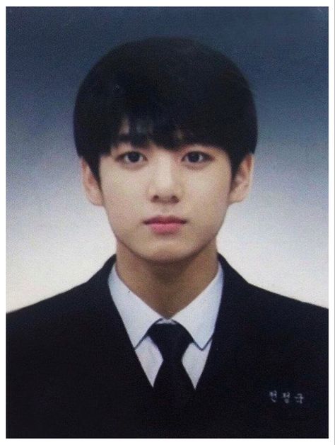 Jungkook School, Jungkook Predebut, Bts Predebut, Jungkook Oppa, Id Photo, Jungkook Aesthetic, Bts Face, Jungkook Cute, Jung Kook