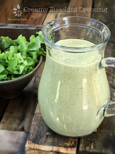 Creamy Zucchini Dressing - Nouveau Raw Zucchini Dressing, Raw Vegan Recipes Easy, Raw Vegan Dinners, Dairy Free Dressing, Creamy Zucchini, Vegan Salad Dressing, Vegan Dressing, Vegan Dip, Vegan Zucchini