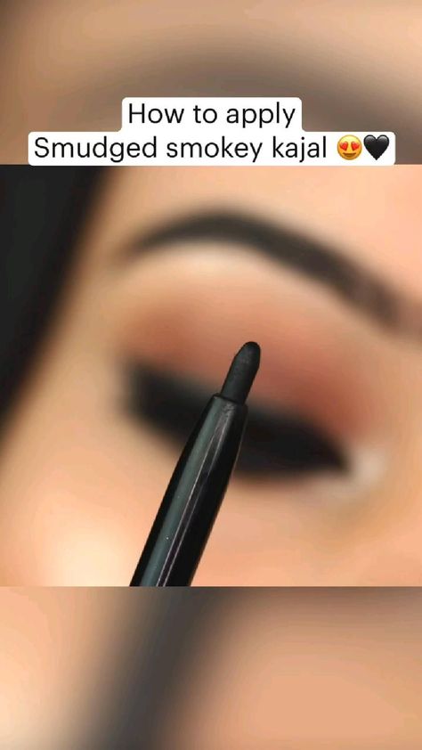 Eye Makeup Beginners, 2022 Eye Makeup, Eye Makeup Natural, Soft Eye Makeup, Makeup Order, Beginners Eye Makeup, Simple Makeup Tips, Look Office, Eye Makeup Techniques