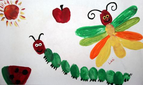 The Hungry Hungry Caterpillar finger prints / Lexi Hungry Hungry Caterpillar, April Activities, Happy Hooligans, Insect Crafts, Easy Toddler Activities, Easy Toddler, Finger Print, Print Ideas, Hungry Caterpillar