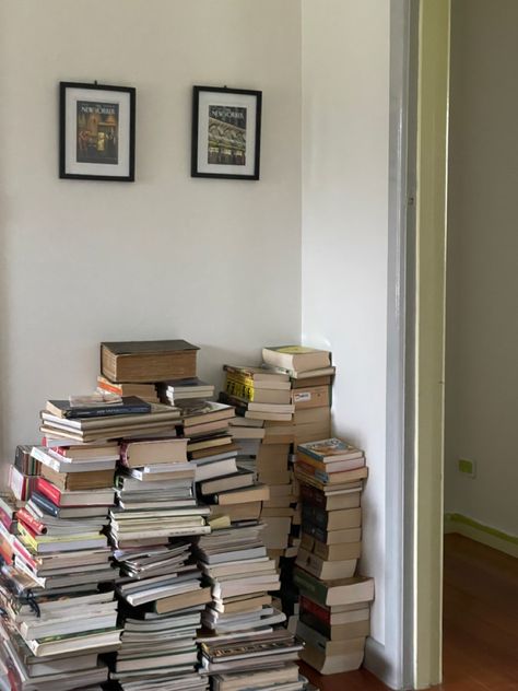 Stack Of Books Bedroom, Stacks Of Books Aesthetic Bedroom, Book Stacks Aesthetic Bedroom, Books Bedroom Aesthetic, Books Shelf Aesthetic, Books Aesthetic Bedroom, Stacked Books Aesthetic, Books On Floor, Book Stack Aesthetic