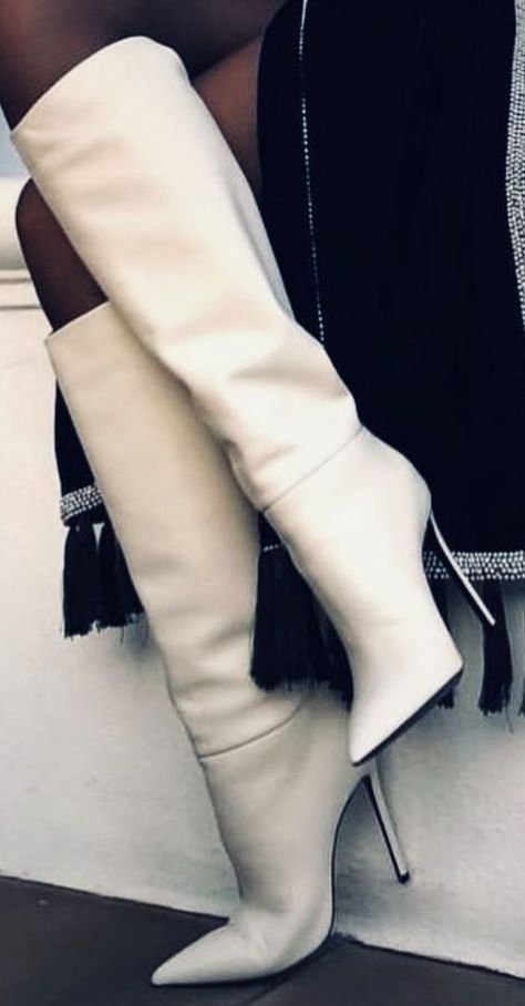 Long Shoes, Shoes Fall, Leather High Heel Boots, Hot Boots, Fancy Shoes, Aesthetic Shoes, Beautiful Boots, White Boots, Fall Aesthetic