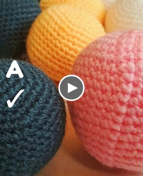 How to crochet perfect balls - amigurumi balls Crochet A Ball, Hospice Gifts, Beautiful Napkin Folding, Woolen Craft, Crochet Flats, Crochet Bunting, Crochet Ball, Crafts Crochet, Cross Stitch For Kids