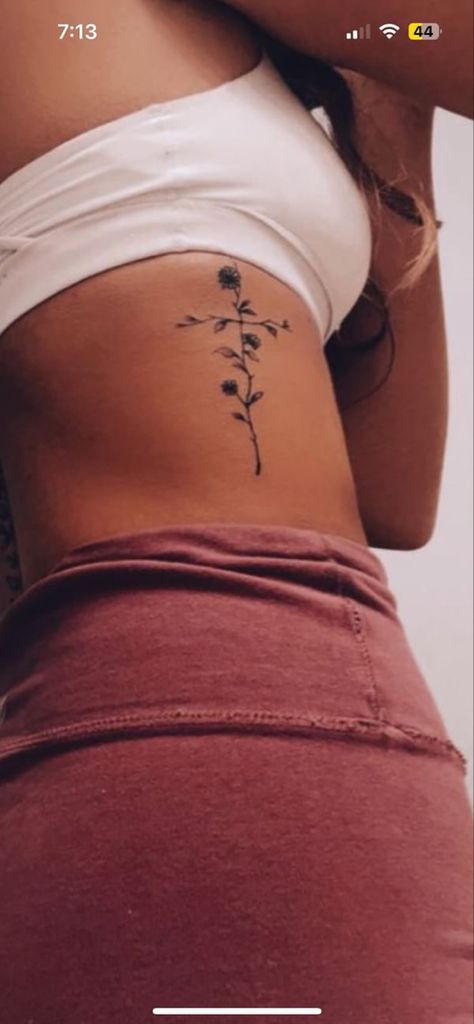 Side Tattoo Women, Tattoo For Shoulder, Side Tattoos Women, Upper Arm Tattoos, Tasteful Tattoos, Tattoo Women, Side Tattoos, Arm Tattoos For Women, Upper Arms