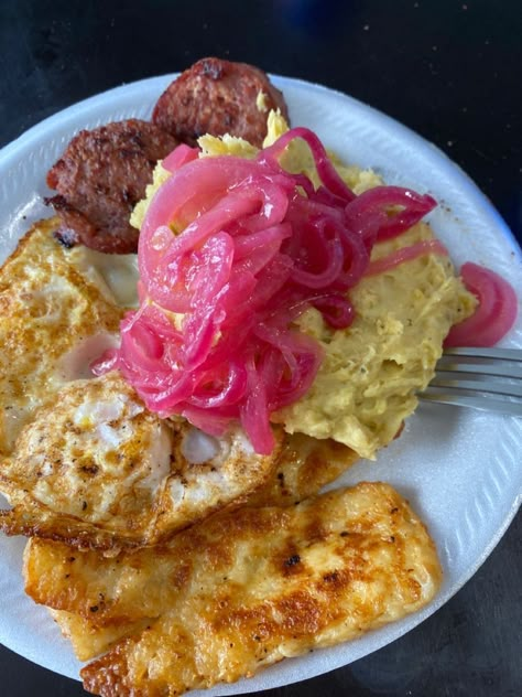 Dominicano Recipes, Carribean Food, Homemade Comfort Food, Dominican Food, Sleepover Food, Hispanic Food, Delicacy Food, Healthy Food Motivation, Food Drinks Dessert