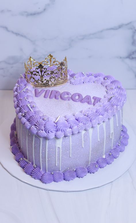 Purple 13th Birthday Cake, Purple Aesthetic Cake Designs, Purple Glitter Cake, Birthday Cake Purple, Lavender Heart Cake, Purple Heart Cake, Purple Heart Shaped Cake, Birthday Cake Light Purple, Heart Cake Birthday Purple