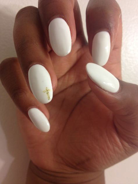 White pointed gell nails with a tiny golden cross in the top corner of the ring finger. Cute Christian Nails, Jesus Nails Designs Faith, One Nail Design Ring Finger Simple, White Nails With Cross, Communion Nails, Christian Nails Designs, Christian Nail Art, Christian Nails, Jesus Nails