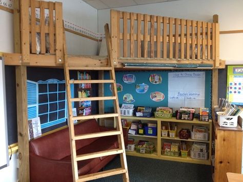 Classroom reading loft Daycare Inspiration, Confetti Classroom, Sensory Gym, Corner Loft, Reading Loft, Wooden Loft, Alternative Seating, Kids Loft, Classroom Layout