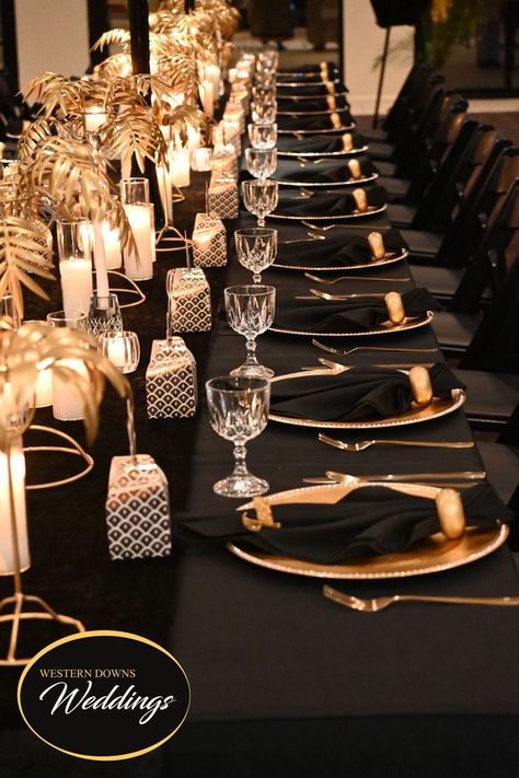 Black And Gold Long Table Decor, Black And Gold Round Table Setting, Black And Gold Black Tie Event, Gatsby Themed Party Decorations Table Settings, Black And Gold Plates Table Setting, Black And Gold Birthday Photoshoot Ideas, 60th Birthday Dinner Ideas, Venue Decorations Birthday, Black Gold Dinner Party