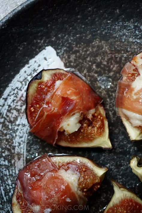 Salty, sweet, crisp, and tender all at once. Prociutto Appetizers Fig, Figs In A Blanket, Black Mission Fig Recipes, Fig Ideas, Baked Figs, Fig Appetizer, Prosciutto Wrapped, Easy To Make Appetizers, Fig Recipes