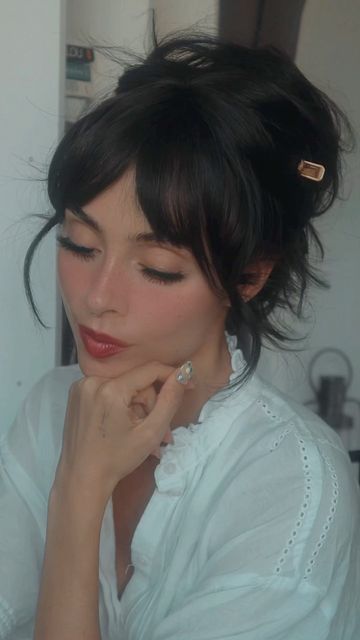 40s Hair With Bangs, Bangs Hair Up Do, Johanna F Herrstedt, Short Hair With Bangs Hairstyles Updo, Birkin Bangs Round Face, Goth Curtain Bangs, Grow Out Bangs Hairstyles, Bangs Wedding Hair Styles, Bridal Updo With Bangs