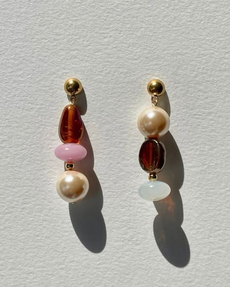 Anting Manik, Gold Bead Earrings, Funky Jewelry, Jewelry Lookbook, Tutti Frutti, Mode Inspo, Jewelry Inspo, Dream Jewelry, Pretty Jewellery