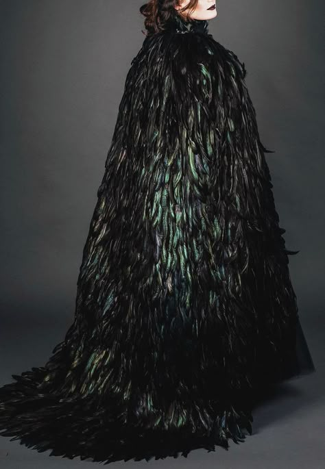 Feathered Black Cloak Merry Gentry, Evermore Fashion, Peacock Costume, Feather Cape, Black Cloak, Lady Loki, Elie Saab Spring, Lockwood And Co, Resort 2020