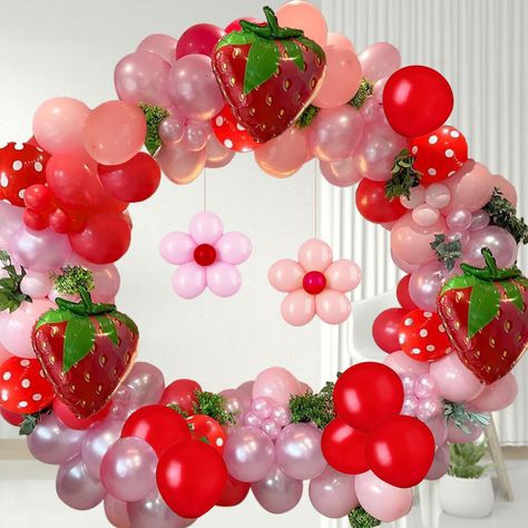 Strawberry Shortcake Party Supplies, Strawberry Themed Birthday Party, Polka Dot Balloons, 17th Birthday Ideas, Strawberry Shortcake Party, Outdoor Baby Shower, Strawberry Decorations, Balloon Chain, Strawberry Party