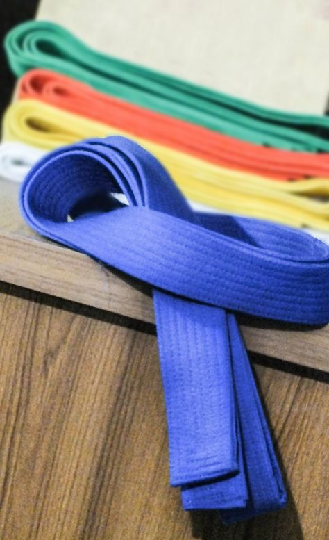 Blue Belt in Karate Blue Belt Karate, Blue Belt Taekwondo, Spirtual Connections, Karate Images, Taekwondo Aesthetic, Karate Aesthetic, Tkd Girl, Korean Taekwondo, Down Sizing