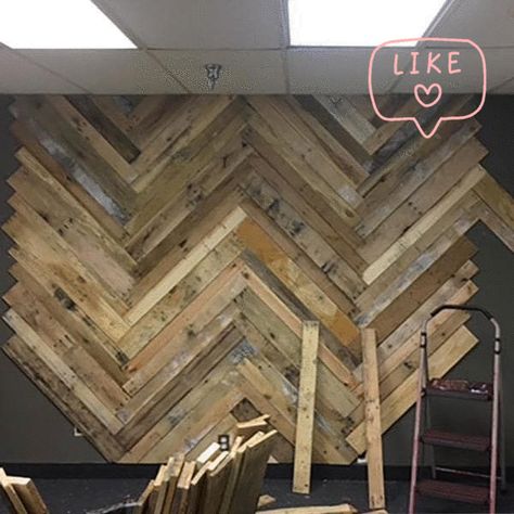 Handprint 1 in. x 4 in. x 2 ft. Reclaimed Pallet Boards (6-Pack)-327176 - The Home Depot Pallet Wall Ideas, Pallet Wood Wall, Old Wood Projects, Repurposed Pallet Wood, Diy Pallet Wall, Diy Wood Pallet Projects, Pallet Walls, Reclaimed Pallets, Pallet Boards