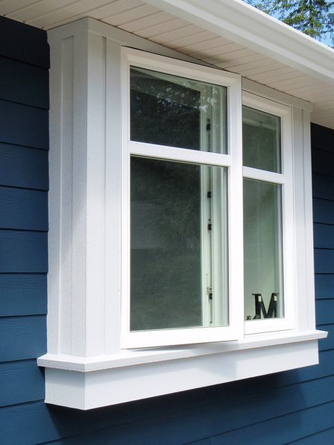 Bump out for front of lake house Boxed Windows Exterior, Bump Out Window Front Of House, Bump Out Addition Front Of House, Kitchen Window Bump Out, Bump Out Window, Window Bump Out, Bay Window Exterior, Box Bay Window, Sink Window