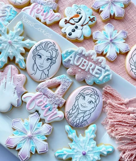 Frozen Cookies Birthday, Frozen Sugar Cookies Disney, Frozen Theme Cookies Decorated, Frozen Cookies Decorated, Frozen Theme Cookies, Frozen Birthday Cookies, Elsa Cookies, Frozen Sugar Cookies, Frozen Cookies Disney