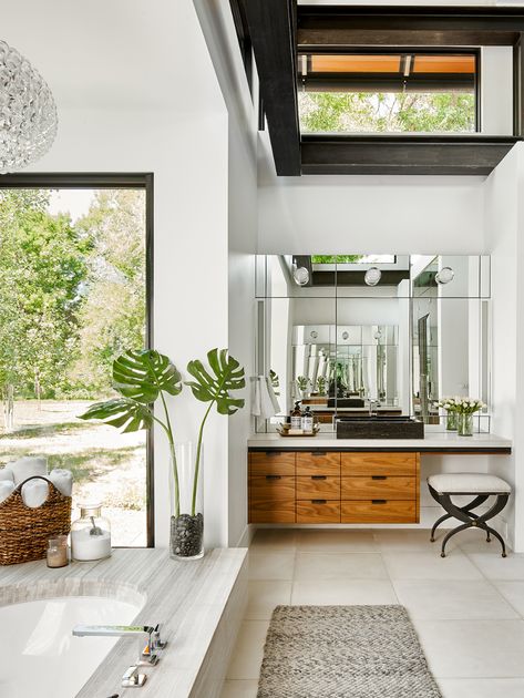 4 Stunning Bathrooms to Inspire Your Next Remodel - 5280 Modern Barn House, Stunning Bathrooms, Luxe Interiors, Design Hotel, Style At Home, Beautiful Bathrooms, Design Case, Home Fashion, Bathroom Inspiration