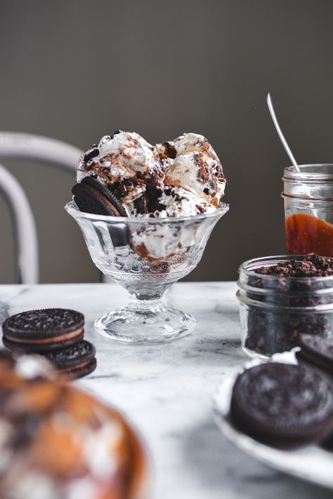 Peanut Butter Fudge and Oreo Cheesecake Ice Cream - bethcakes Homemade Ganache, Condensed Milk Cookies, Chocolate Creme, Peanut Butter Sauce, Cheesecake Ice Cream, Ice Cream Base, Butter Fudge, No Churn Ice Cream, Peanut Butter Fudge