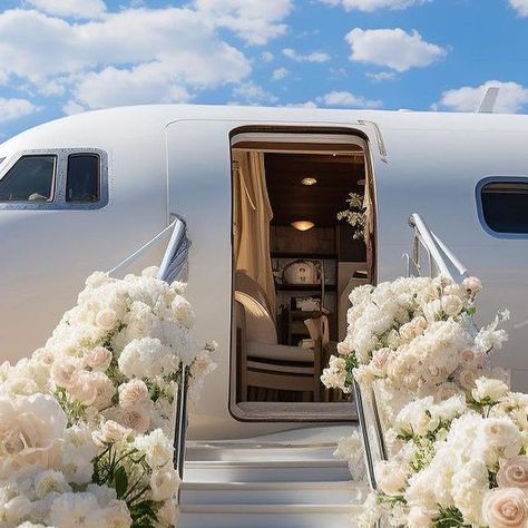 Airplane Wedding, Plane Decor, The Wedding Bliss, Wedding Guest Table, Mykonos Wedding, Bridal Gallery, Bridal Bachelorette Party, Bachelorette Themes, Wedding Entrance