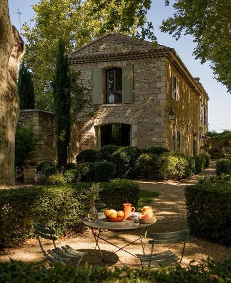 Stone House Italy, Toscana Aesthetic, Italian Countryside House, Italian Cottage, Italian Farm, Italian Farmhouse, Italy House, Italian House, Dream Life House