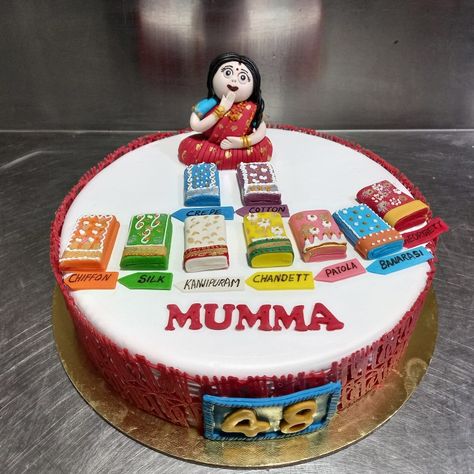 Outside Birthday Parties, Happy Birthday Mom Cake, Mummy Cake, Mother Birthday Cake, Cake Themes, Happy Birthday To Me Quotes, Birthday Cake For Mom, Simple Cake Designs, Mothers Day Cake