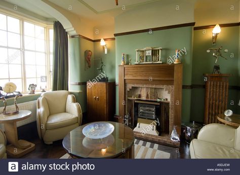 Download this stock image: refurbished art deco art nouveau 1930 s house interior lounge living room - A5DJEW from Alamy's library of millions of high resolution stock photos, illustrations and vectors. 1940s Living Room, 1930s Interior Design, Art Nouveau Living Room, 1930s Living Room, 1930s Home Decor, 1930s House Interior, 1920s Interior, Interior Design Lounge, Art Deco Style Interior