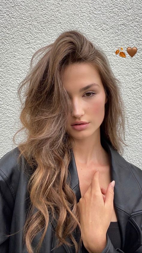 French Balayage Natural, Soft Autumn Brunette, Light Brown Warm Hair, Brunette Pale Skin, Warm Brown Hair With Highlights, Warm Honey Brown Hair, Light Ginger Brown Hair, Neutral Brown Hair Color, Neutral Brown Hair