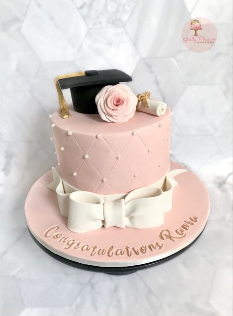 Pink Graduation Cakes, Pink Grad Cake, Simple Graduation Cakes, High School Graduation Cakes, College Graduation Cakes, Graduation Cake Designs, Elegant Cake Design, Graduation Desserts, Graduation Party Cake