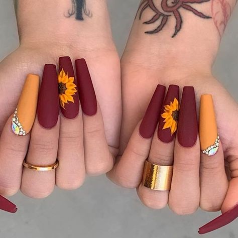 Sunflower Nails, Nagellack Trends, Fall Nail Art Designs, Cute Nails For Fall, Stylish Nails Designs, Cute Acrylic Nail Designs, Fall Acrylic Nails, Thanksgiving Nails, Coffin Nails Designs