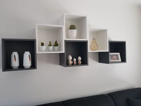 Ikea Eket Styling, Eket Inspiration, Ikea Eket Bedroom, Ikea Eket Ideas, Eket Ikea Ideas Living Room, Eket Ideas, Cube Wall Shelves, Eket Ikea, Ikea Eket