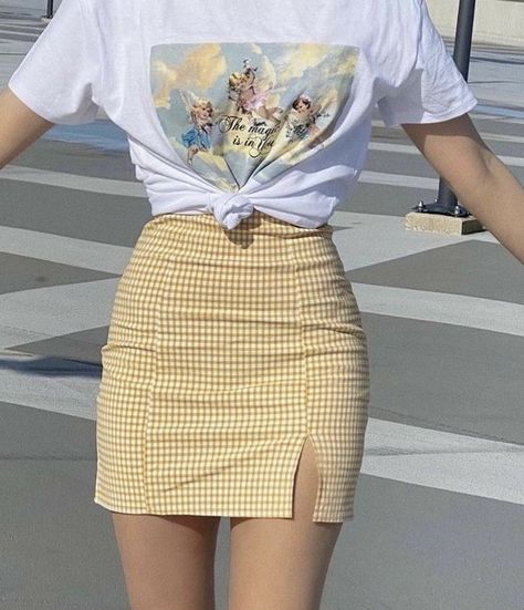 Soft Aesthetic Outfits, Soft Girl Aesthetic Outfit, Aesthetic Outfits Vintage, Outfits Pastel, Soft Girl Outfits, Cute Skirt Outfits, Pastel Outfit, Pastel Fashion, Soft Girl