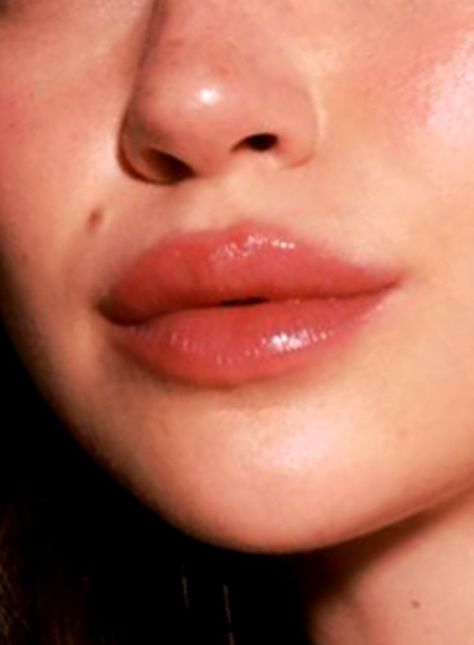 Face Mole Aesthetic, Mole On Upper Lip, Mole Above Lip Beauty Marks, Nice Lips Aesthetic, Downturn Lips, Healthy Lips Aesthetic, Round Top Lip, Lips Aethstetic, Perfect Lips Aesthetic