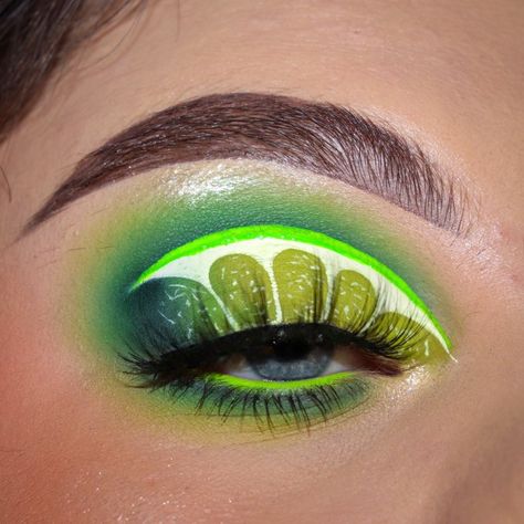 Water Activated Eyeliner Looks, Lime Makeup, Wet Makeup, Cut Crease Eye Makeup, Cut Crease Eye, Face Charts, Makeup Face Charts, Drops Of Water, Art Makeup